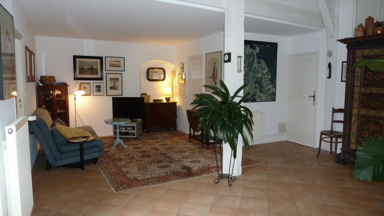 Appartement Pres De Dole Menotey Экстерьер фото